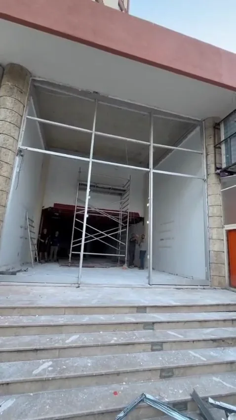 Dükkan vitrini ve alüminyum doğrama demontajı